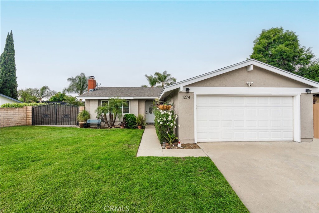 1274 Maple View Drive
