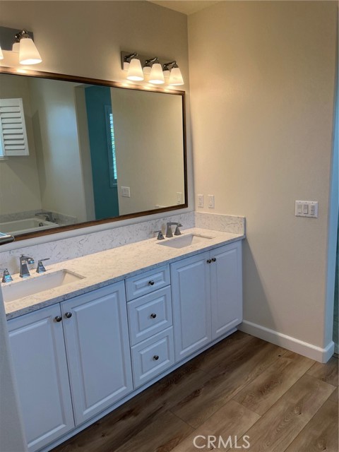 3996 S Somerston Way, Ontario CA: https://media.crmls.org/medias/04b8d620-99fd-4a22-bd0d-8c090338c1df.jpg