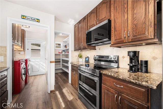 Detail Gallery Image 21 of 33 For 3729 N Weston Pl, Long Beach,  CA 90807 - 5 Beds | 3 Baths