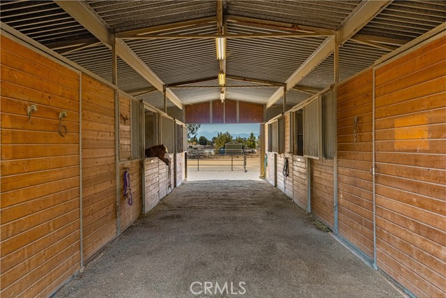 1014 7th Street, Norco CA: https://media.crmls.org/medias/04bb4da6-3f99-4962-86ca-fbab64e06283.jpg