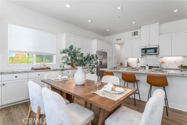Detail Gallery Image 30 of 75 For 27554 Sparrow Ct, Valencia,  CA 91381 - 3 Beds | 2/1 Baths