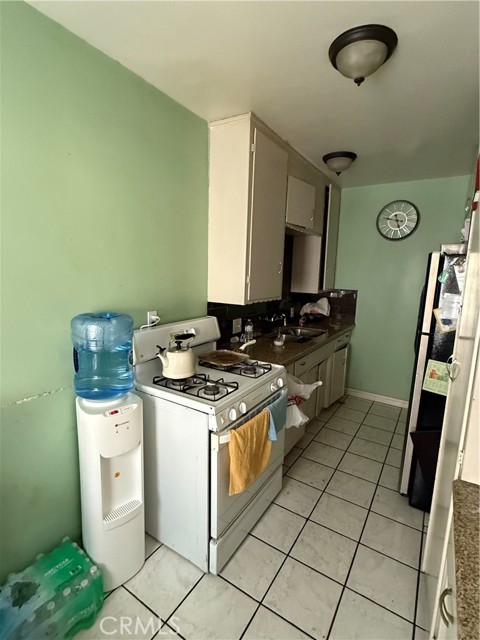 Detail Gallery Image 8 of 12 For 3927 Broadway, Huntington Park,  CA 90255 - – Beds | – Baths