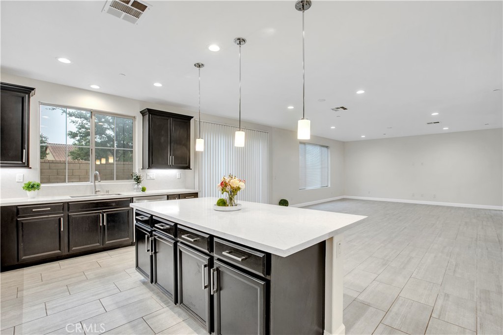 MLS #AR25140243 img 2