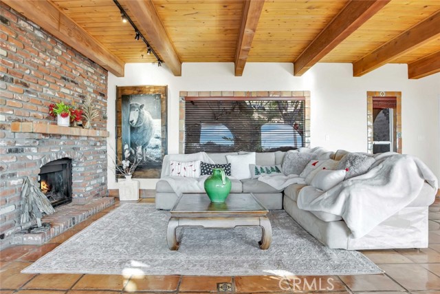 Detail Gallery Image 53 of 74 For 135 Loma Metisse Rd, Malibu,  CA 90265 - 5 Beds | 3/1 Baths