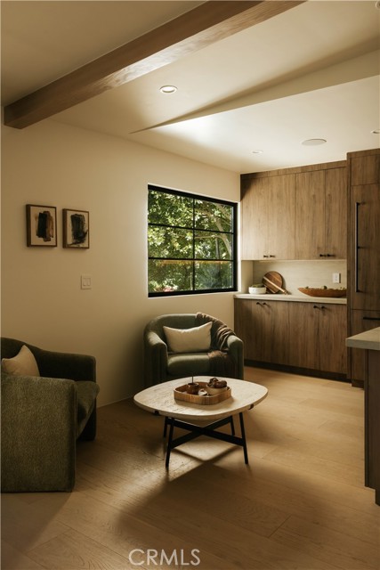 17930 Karen Drive, Encino CA: https://media.crmls.org/medias/04be3e96-fe92-47b3-be4c-b03714b460ca.jpg