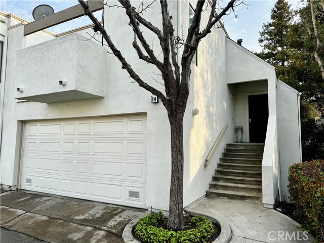 5727 E Stillwater Avenue, Orange CA: https://media.crmls.org/medias/04be749c-0a19-4bb0-b3e4-090738431ea0.jpg