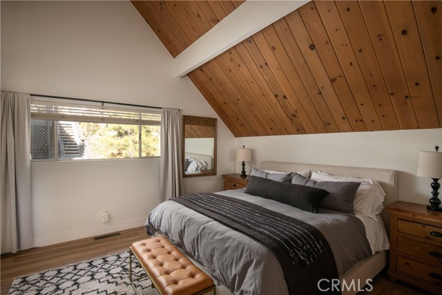 Detail Gallery Image 17 of 35 For 27937 West Shore Rd, Lake Arrowhead,  CA 92352 - 4 Beds | 4 Baths