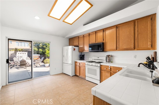 Detail Gallery Image 14 of 48 For 31856 Granville, Winchester,  CA 92596 - 4 Beds | 2 Baths