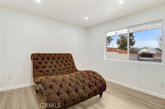 Detail Gallery Image 12 of 19 For 10283 Lev Ave, Arleta,  CA 91331 - 3 Beds | 2 Baths