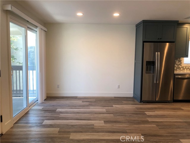 Detail Gallery Image 10 of 27 For 1505 Palm, Huntington Beach,  CA 92648 - 2 Beds | 2 Baths