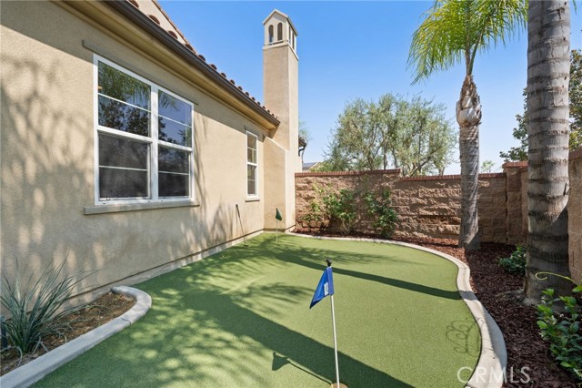 5161 Morning Glory Court, Chino Hills CA: https://media.crmls.org/medias/04c0d5fd-4293-4fff-9583-c4cee49dff59.jpg