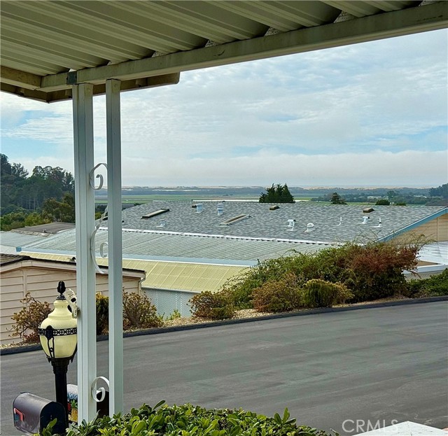 816 Innesley Drive, Arroyo Grande CA: https://media.crmls.org/medias/04c1c8a0-189c-4aa9-abb8-2bc9ce138858.jpg