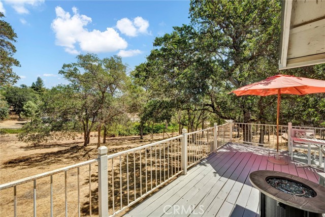 Detail Gallery Image 28 of 30 For 18278 North Shore Dr, Hidden Valley Lake,  CA 95467 - 3 Beds | 2 Baths