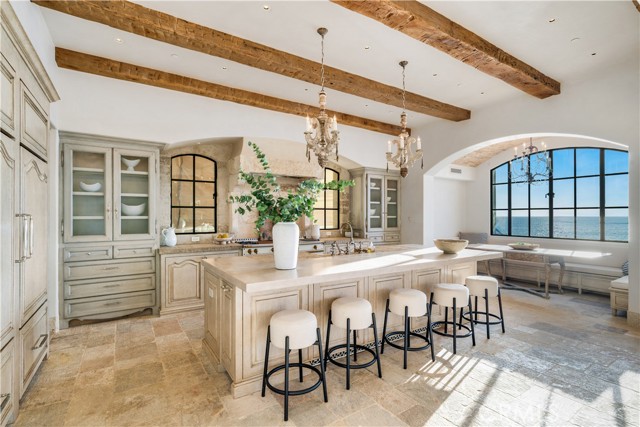 21 Strand Beach Drive, Dana Point CA: https://media.crmls.org/medias/04c2c7ce-71ba-4750-85e7-6c8bd9151abd.jpg