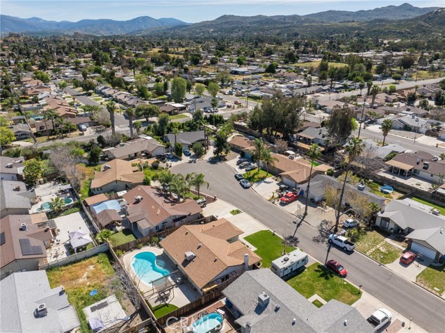 Image 38 of 45 For 40448 Marsha Court