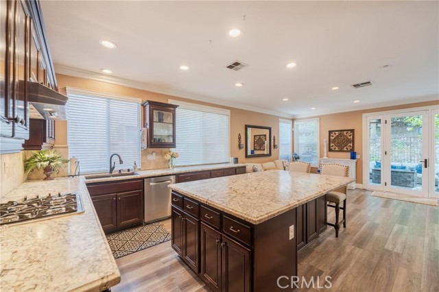 Detail Gallery Image 7 of 36 For 49 Castletree, Rancho Santa Margarita,  CA 92688 - 5 Beds | 3 Baths
