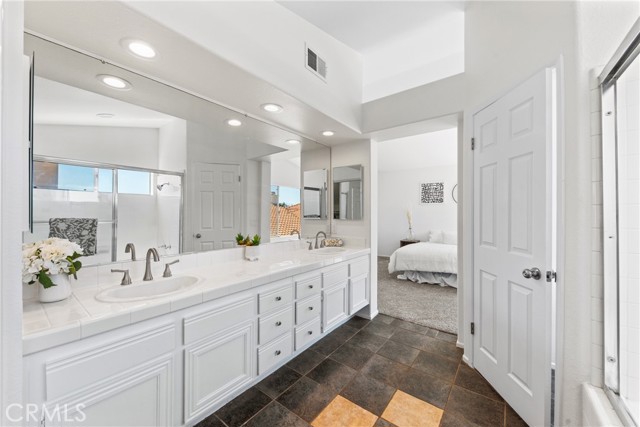 30612 Willow Village Drive, Menifee CA: https://media.crmls.org/medias/04c43723-70fc-4cf2-9123-fb624d90beeb.jpg