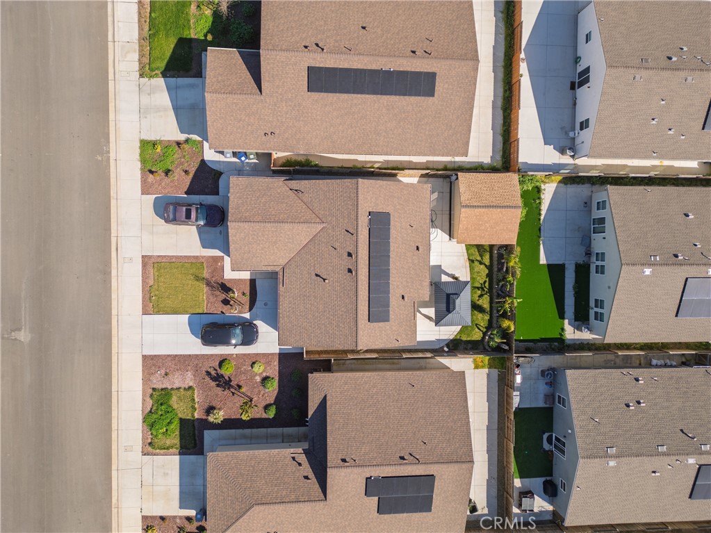 https://media.crmls.org/medias/04c4a651-86b2-4991-b4a8-ad80a13c4564.jpg?preset=X-Large