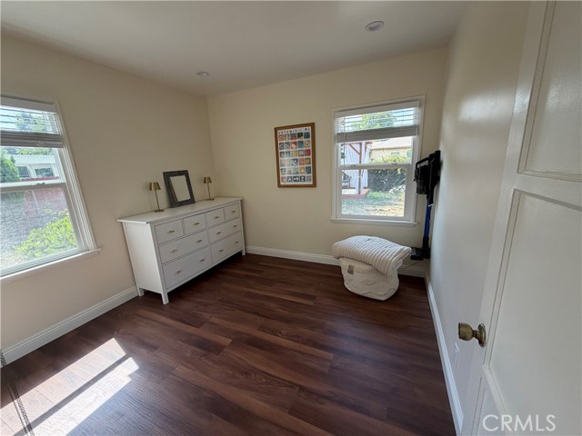 6655 Yarmouth Avenue photo 13