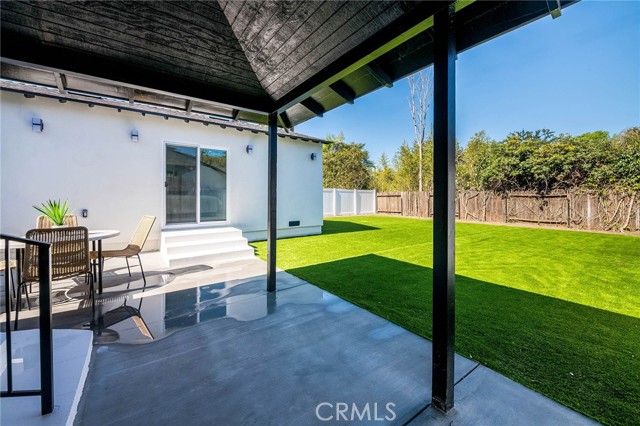 Detail Gallery Image 15 of 36 For 22919 Leonora Dr, Woodland Hills,  CA 91367 - 4 Beds | 2 Baths