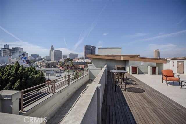 100 S Alameda Street, Los Angeles CA: https://media.crmls.org/medias/04c6d5fe-1a07-445c-ba8d-c6282eeacb3a.jpg