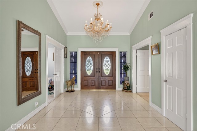 Detail Gallery Image 5 of 56 For 37321 Ironwood Dr, Yucaipa,  CA 92399 - 4 Beds | 3/1 Baths