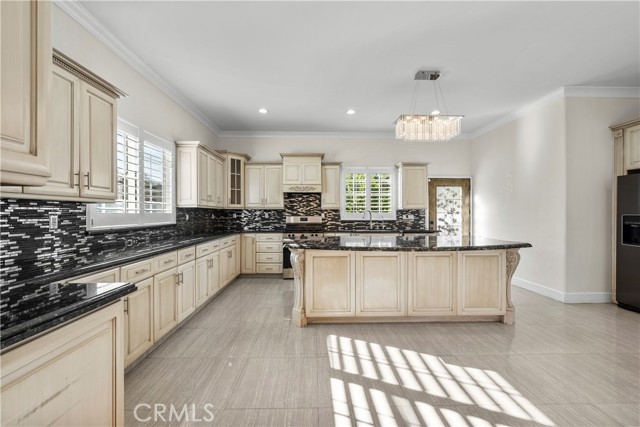 6223 Simpson, North Hollywood CA: https://media.crmls.org/medias/04c7e0da-00df-41ea-ab18-cf72892e1071.jpg