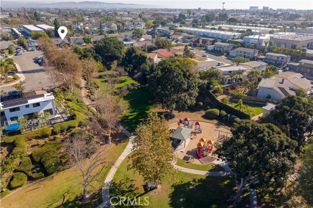 Detail Gallery Image 33 of 36 For 1874 Parkcrest Dr, Costa Mesa,  CA 92627 - 4 Beds | 3 Baths