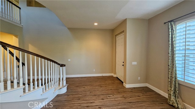 Detail Gallery Image 13 of 14 For 2566 Pearblossom, Fullerton,  CA 92835 - 4 Beds | 3 Baths