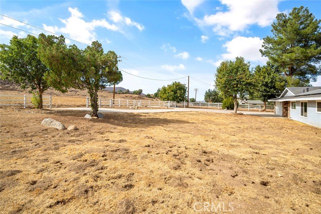 Detail Gallery Image 38 of 74 For 28736 Warren Rd, Hemet,  CA 92545 - 4 Beds | 3/1 Baths