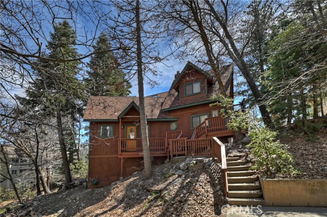 26285 Augusta Dr, Lake Arrowhead, CA 92352