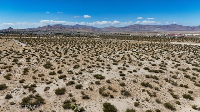 Detail Gallery Image 8 of 8 For 731 Sunset Rd, Lucerne Valley,  CA 92356 - – Beds | – Baths