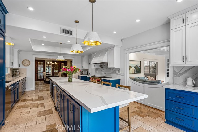 Detail Gallery Image 17 of 59 For 1609 6th St, Manhattan Beach,  CA 90266 - 5 Beds | 4 Baths