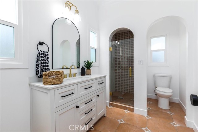 Detail Gallery Image 27 of 35 For 4325 9th Ave, Los Angeles,  CA 90008 - 3 Beds | 3 Baths