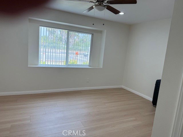 property-img