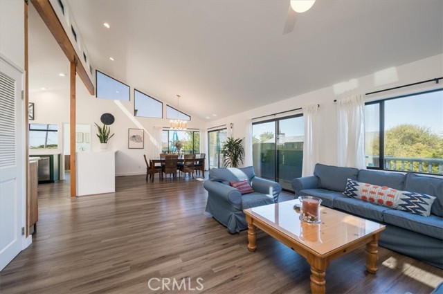 Detail Gallery Image 7 of 64 For 365 Bristol Street, Cambria,  CA 93428 - 3 Beds | 2/1 Baths