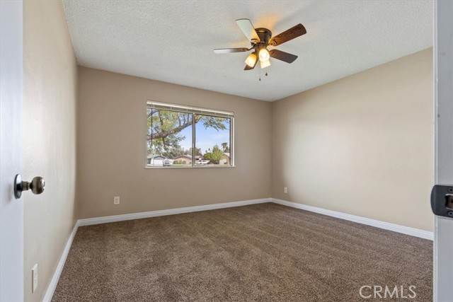 Detail Gallery Image 17 of 32 For 6301 Desert Hills Ave, Bakersfield,  CA 93309 - 3 Beds | 2 Baths