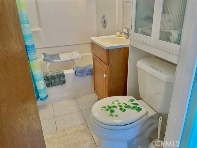 68919 Kachina Drive, 29 Palms CA: https://media.crmls.org/medias/04cd8ff7-42d8-46a5-859d-6b29e7d94886.jpg