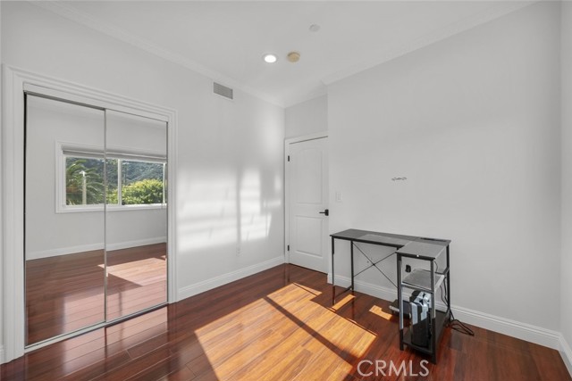 Detail Gallery Image 35 of 46 For 6939 Greeley St #101,  Tujunga,  CA 91042 - 3 Beds | 2 Baths