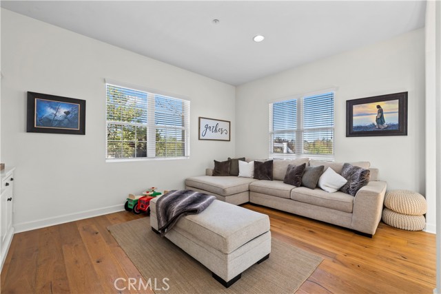 Detail Gallery Image 24 of 66 For 380 Highland Oaks Ct, Fallbrook,  CA 92028 - 5 Beds | 4/1 Baths