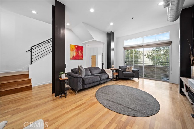 Detail Gallery Image 5 of 43 For 5350 Playa Vista Dr #19,  Playa Vista,  CA 90094 - 3 Beds | 2/1 Baths