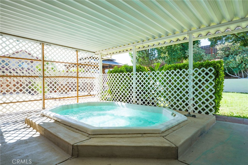 MLS #OC25106498 img 31