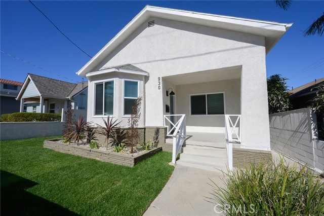Detail Gallery Image 1 of 1 For 930 W 19th St, San Pedro,  CA 90731 - 3 Beds | 3 Baths