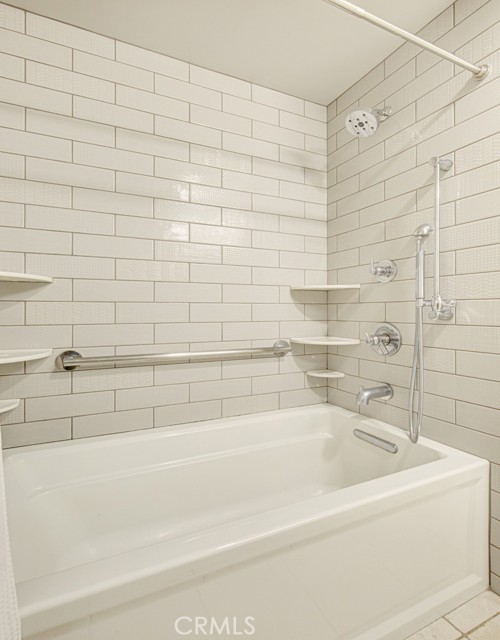 Detail Gallery Image 22 of 26 For 2024 via Mariposa W. #B,  Laguna Woods,  CA 02637 - 2 Beds | 2 Baths