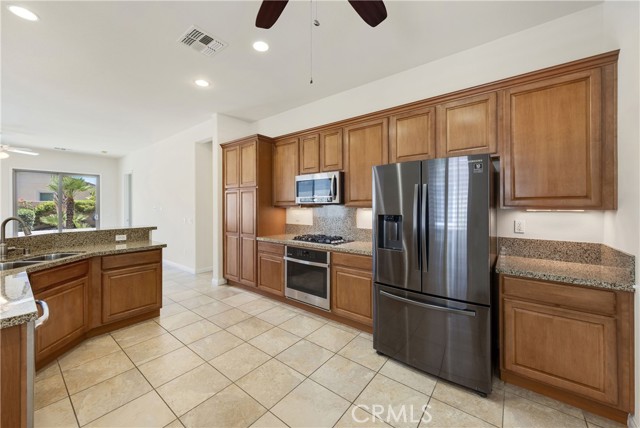 Detail Gallery Image 11 of 30 For 81683 Avenida Parito, Indio,  CA 92203 - 2 Beds | 2 Baths