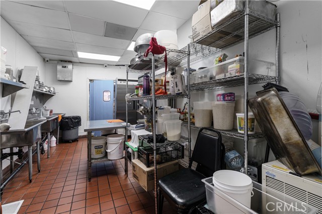 275 9th street, San Bernardino CA: https://media.crmls.org/medias/04d0a287-db40-43d5-a441-11ba4f7331e7.jpg