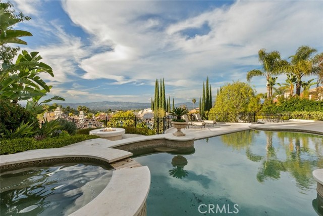 3724 Winford Drive, Tarzana CA: https://media.crmls.org/medias/04d12648-2fc3-4210-b086-8d10040d46a6.jpg