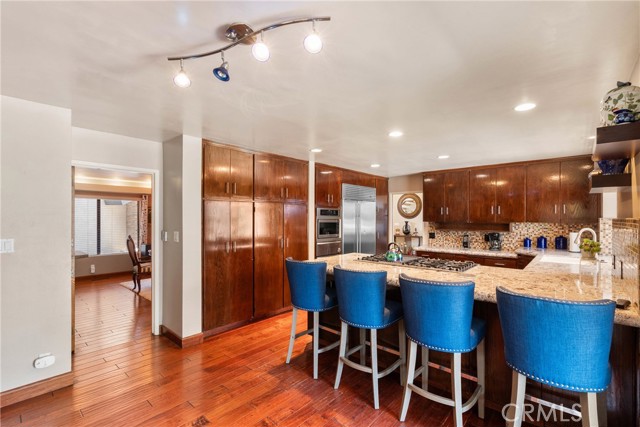 Detail Gallery Image 21 of 60 For 7805 Buena Tierra Ct, Bakersfield,  CA 93309 - 4 Beds | 4 Baths