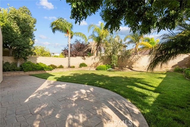 19316 Sidani Lane, Saugus CA: https://media.crmls.org/medias/04d22a36-8f80-4122-85aa-98fe8df5a03d.jpg