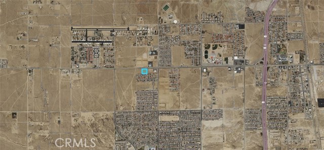 1 Rosamond Boulevard, Rosamond CA: https://media.crmls.org/medias/04d25d14-20c4-402b-acb8-26ba58c20fd4.jpg